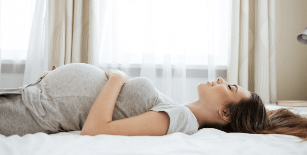 Почему возникает бессонница при беременности